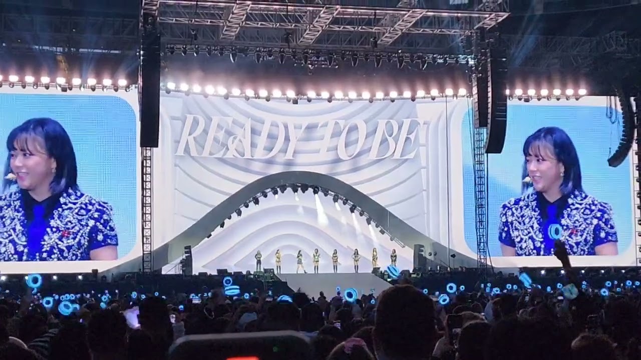 Twice - Beginning of Concert [Partial] 5th World Tour 