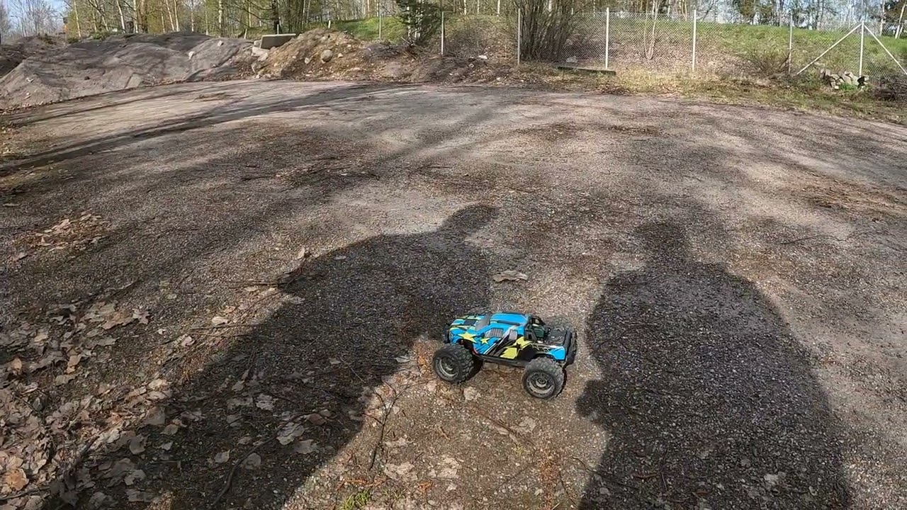 Absima Harjaton Mini AMT esittely ja testi. J&auml;rkevin JA hurjin eka auto?
