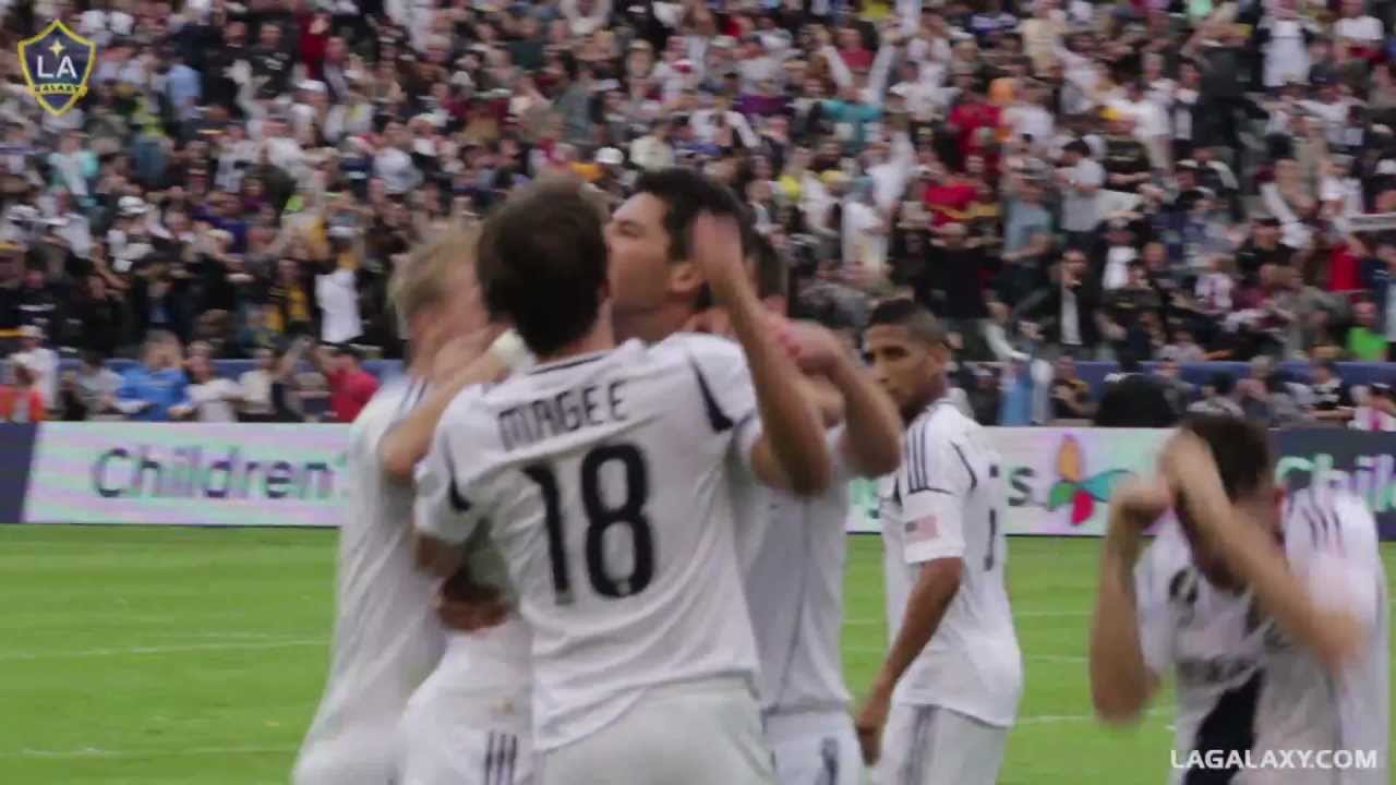 GOAL: Omar Gonzalez puts LA on the board in MLS Cup 2012