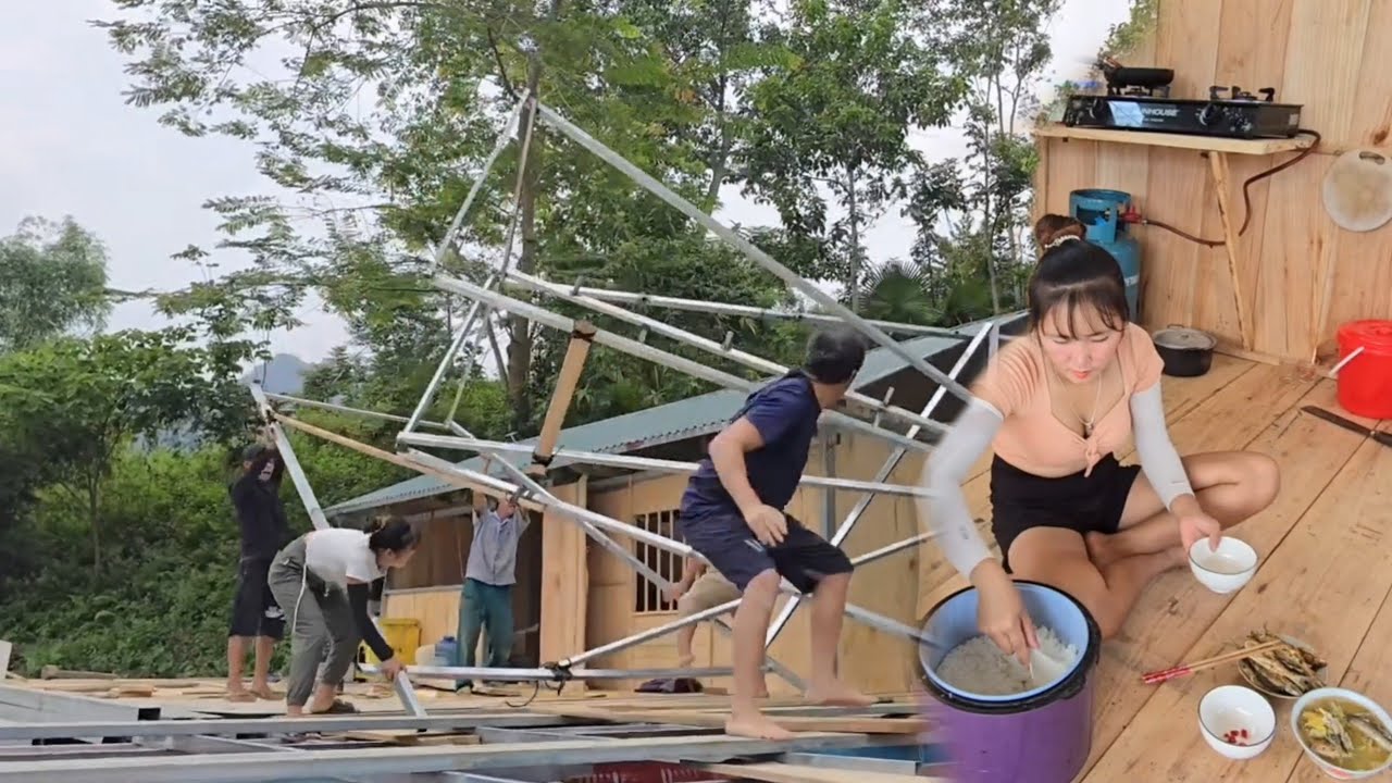Videos fast-forward review the first days out on the big river and the first guest of Duyen's 