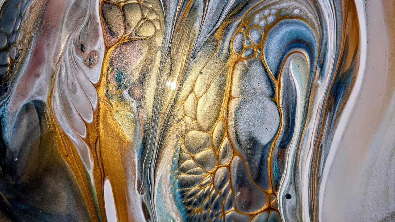 How to Create Movement in Your Bloomswipes ~ Featuring #TLP Indigo Waves Colour Shift Pigment (181)