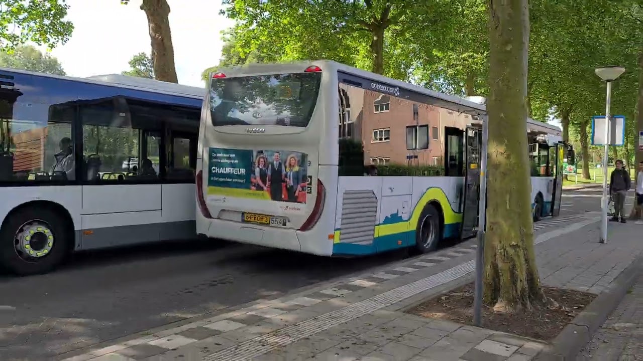 Live Hulst busstation lijnbus 43 hemelvaart 26 mei 2022