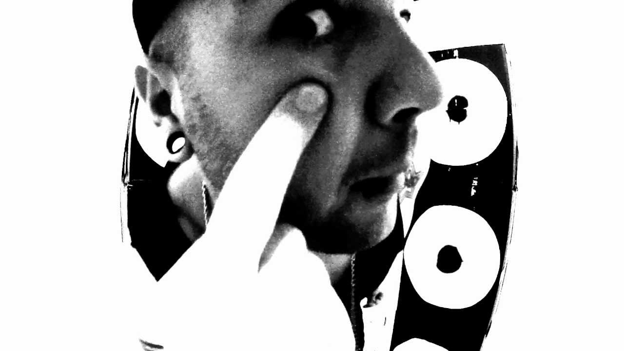 Chuma Chums   - Il ballo della tarantola ( Official Video )