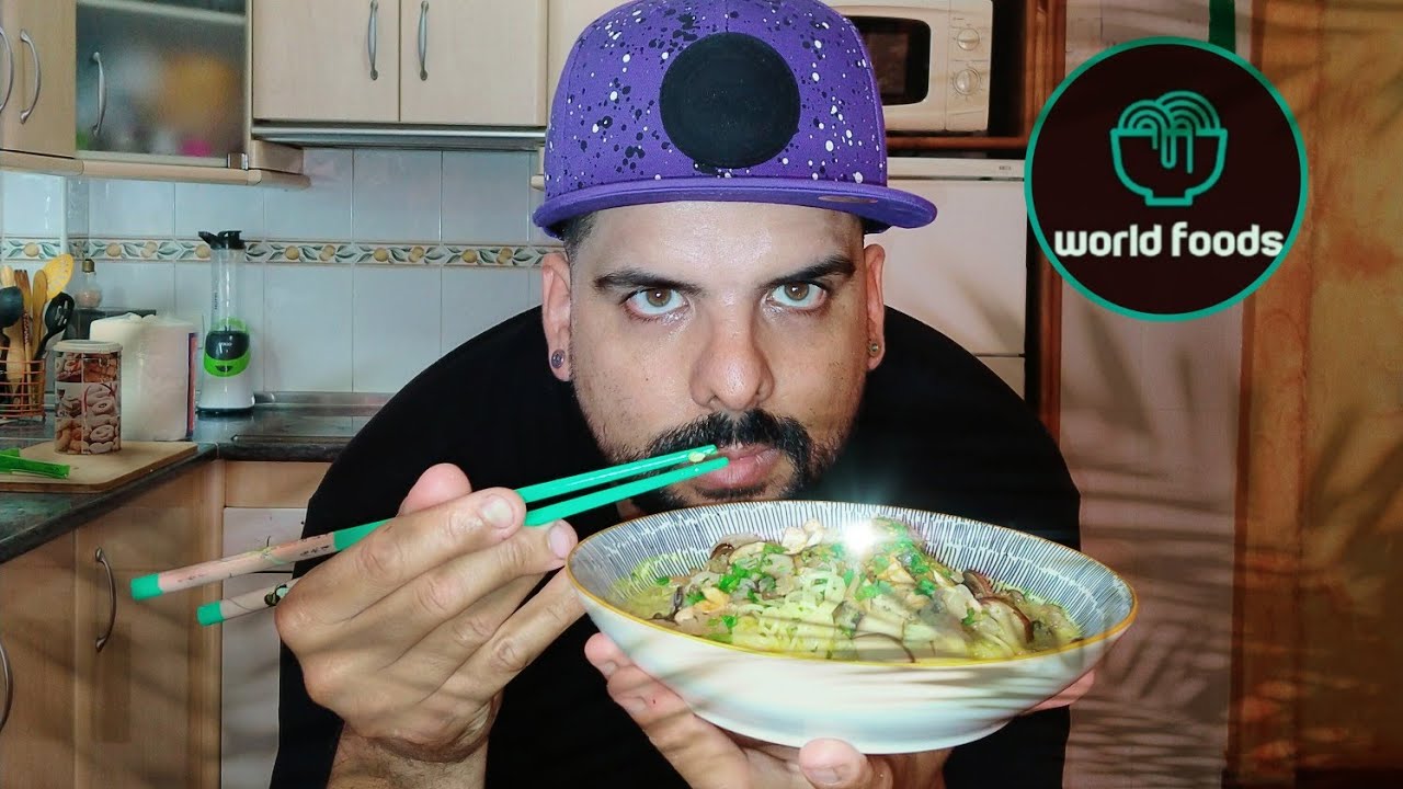 💥💥Sopa Thai vegana de curry y coco💥💥
