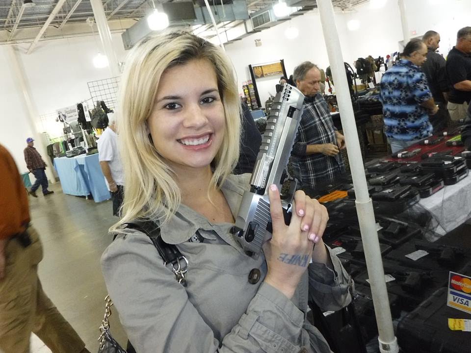 Girls at Gun shows!  My 1st Gun Show!!!  Ditzy me learning about guns!!  American Gun Chic #3