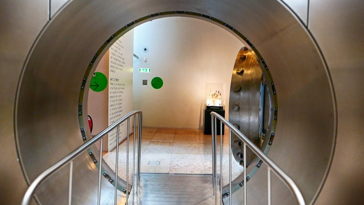 The Money Museum In Lisbon And No Trace Of Cryptocurrencies!