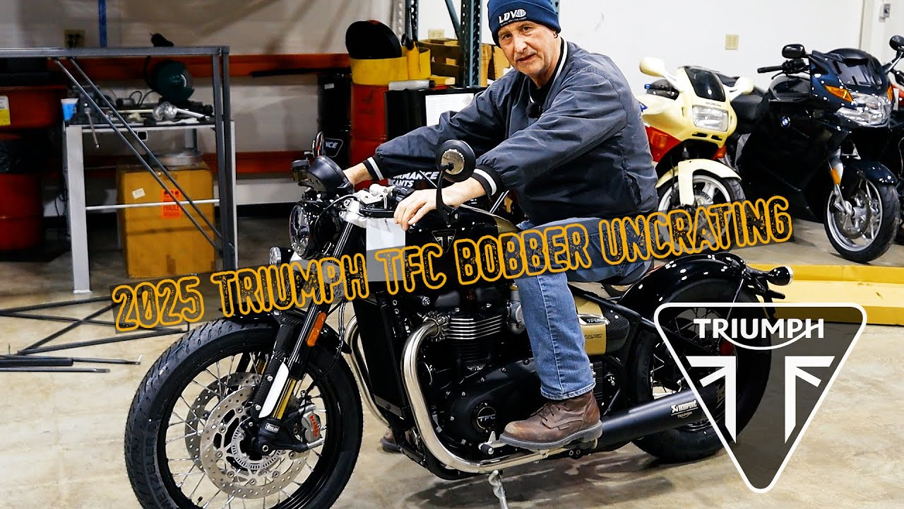 Triumph Bobber TFC 2025 года: распаковка | Triumph Waukesha, Висконсин