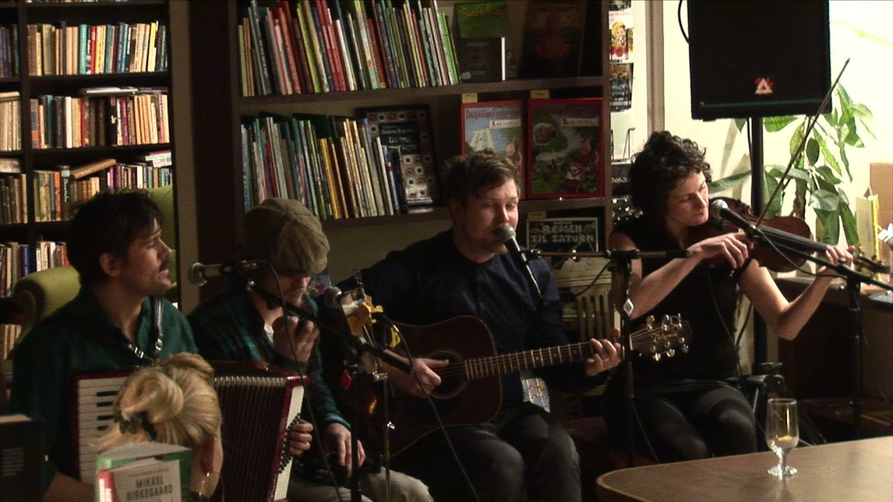 Hymns from Nineveh - So Mournful the Elegy, So Comforting the Hymn (Live @ Løves Bogcafé, 2010)