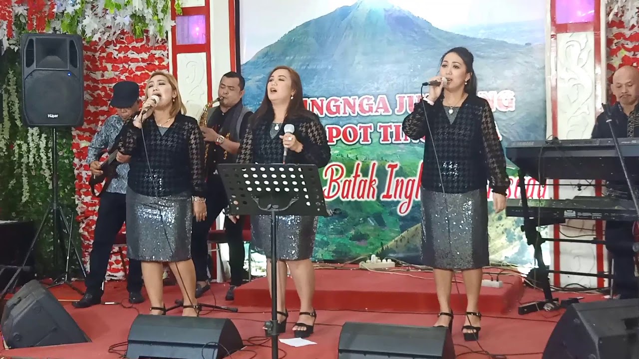 Bunga harotas - The Heart Simatupang Sister
