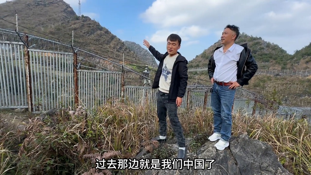 婆婆过两天就回了，今天三叔开车带着我们出去旅游看看中越边界还有古城#越南媳妇 #越南风土人情