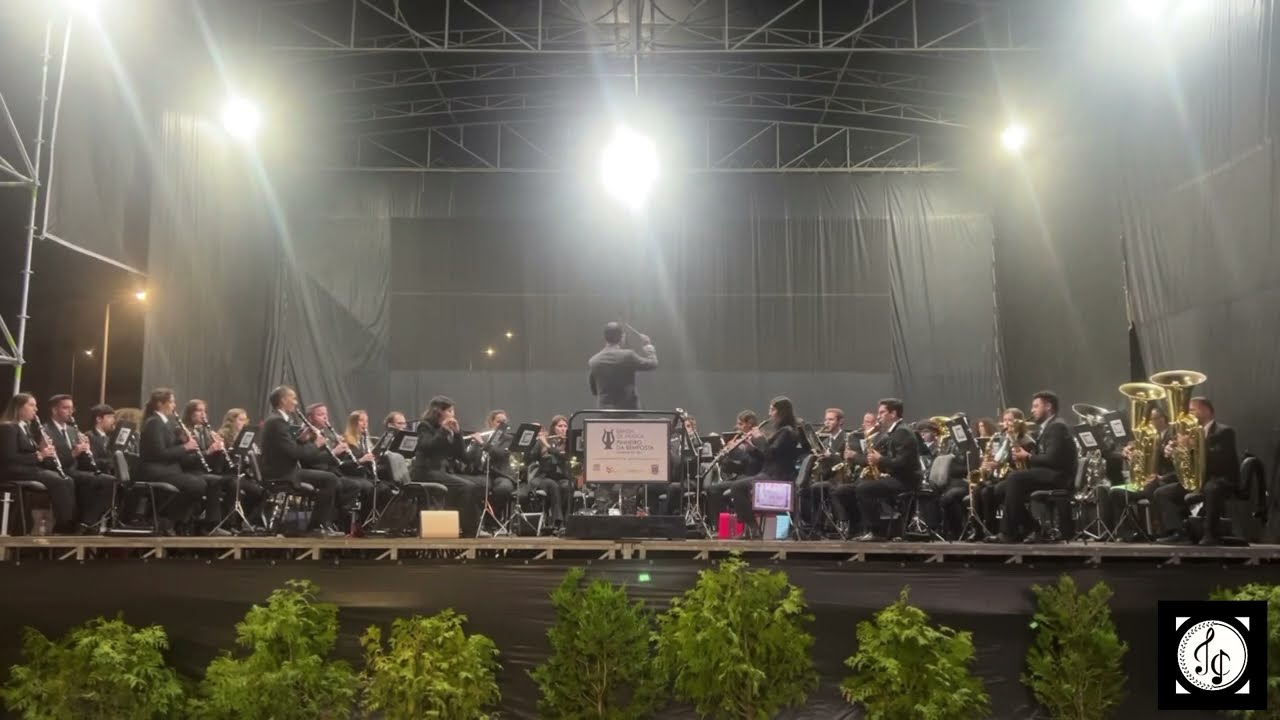 XUTOS MEDLEY - arr. Luís Cardoso (Banda de Música de Pinheiro da Bemposta 🎶 Maestro Jonathan Costa)