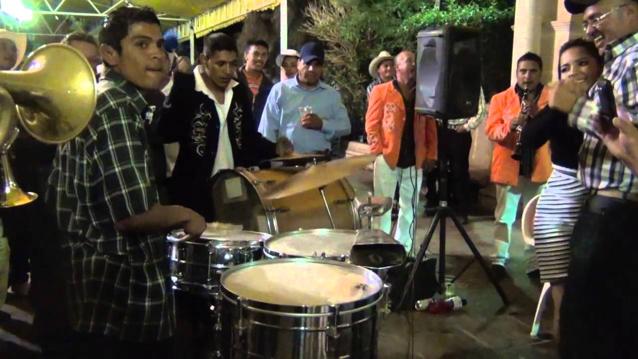 Tarolero loco en la Feria Enrique Estrada