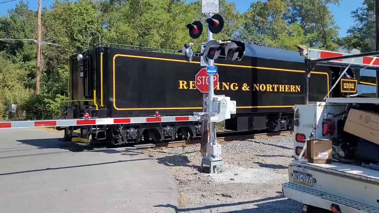 Reading and Northern 2102 deadhead to Jim Thorpe 