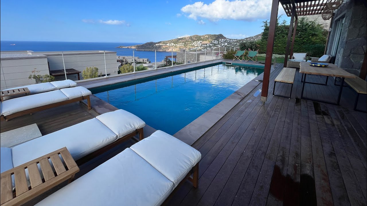 Bodrum Satılık Villa 6+1 Havuzlu Kum Plaj Muhteşem Sosyal Tesis