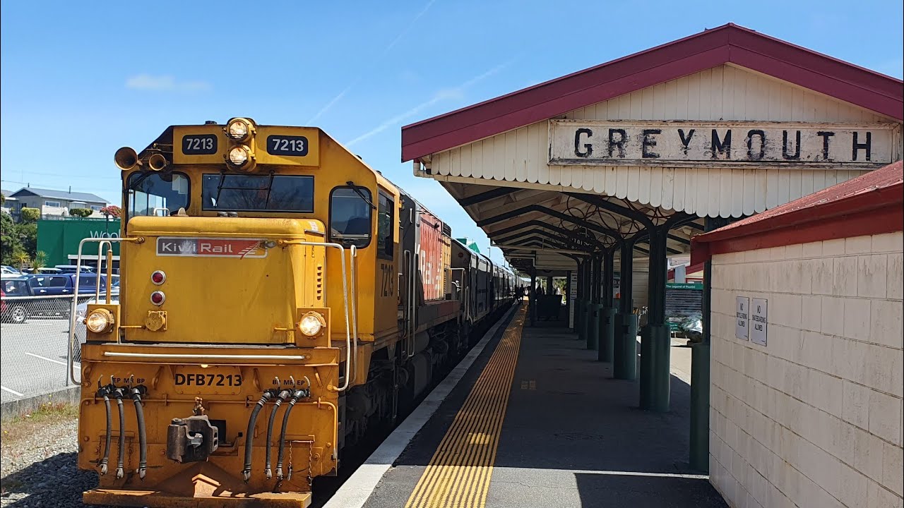 Tranzalpine Train - New Zealand