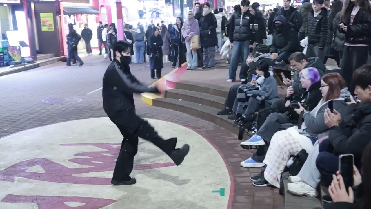 Kpop&JHKTV#Nname Hyojin in hongdae kpopdance#엔네임&효진 홍대케이팝댄스