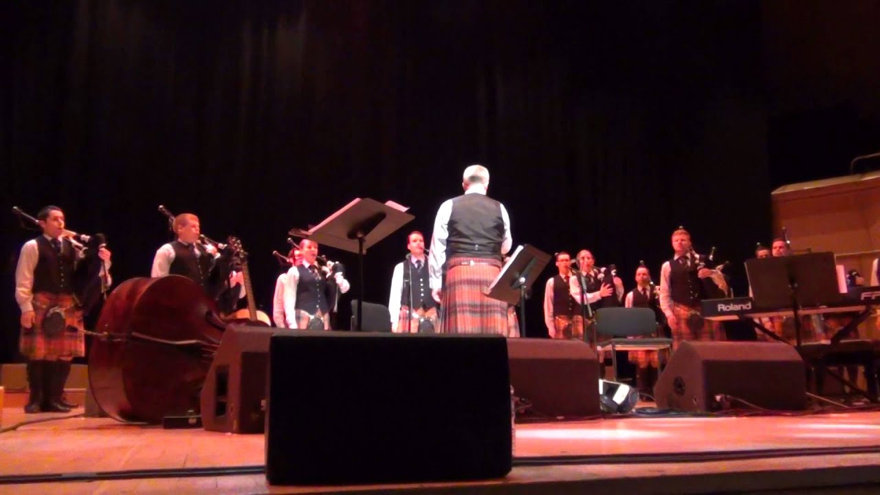14 400% - Simon Fraser University Pipe Band at Royal Concert Hall 2015