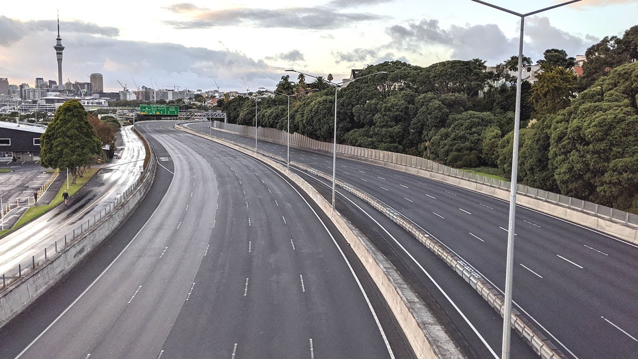 Auckland in complete lockdown