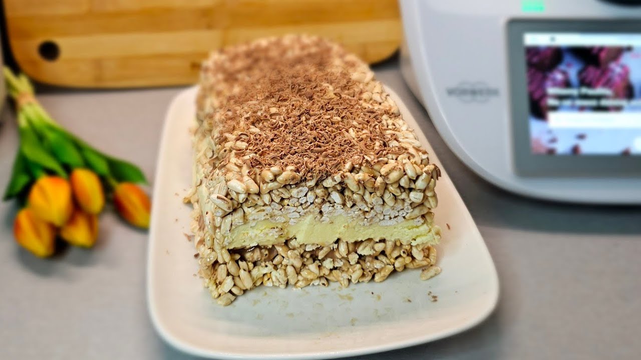 Ten deser wyglada jak z dobrej cukierni. Zobacz  przepis. Ciasto szyszkowe z Thermomix #paulitawita