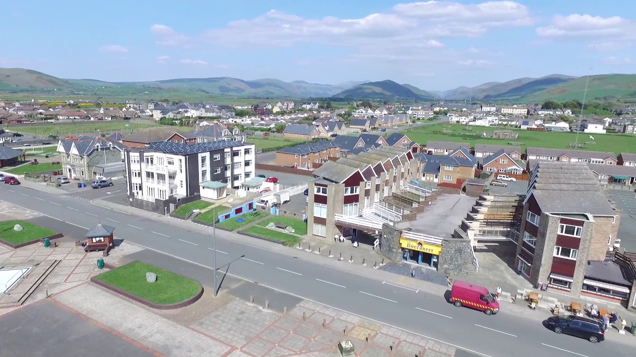 Tywyn Seafront Drone footage..