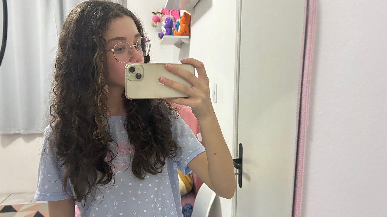Arrumando meu quarto com vcs!! Olha oq aconteceu!!