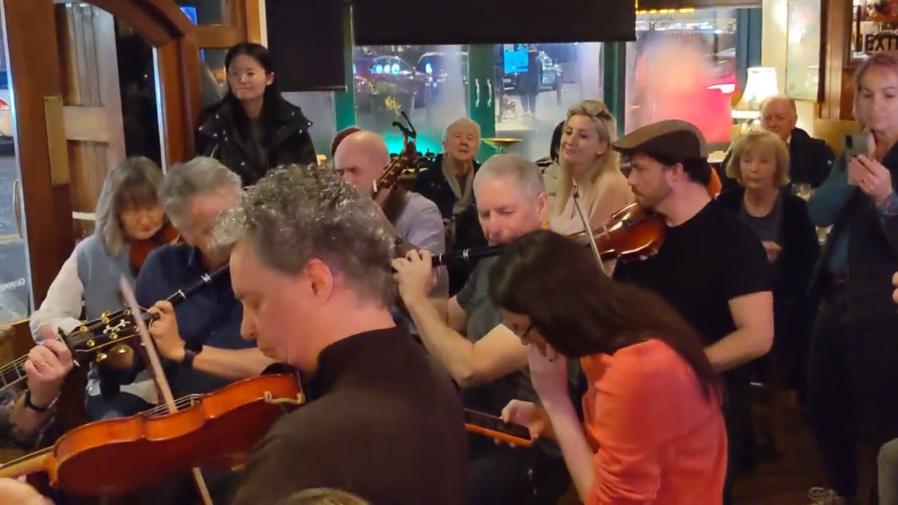 Powerhouse Trad Session . 14 Musicians Raising the Roof