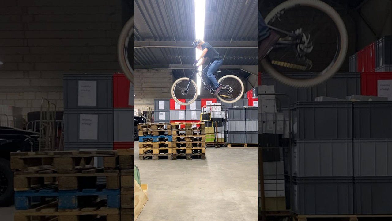About yesterday.🤝@FOCUSbikes #focusbikes #bikelife #streettrials #streettrial #trials #mtb