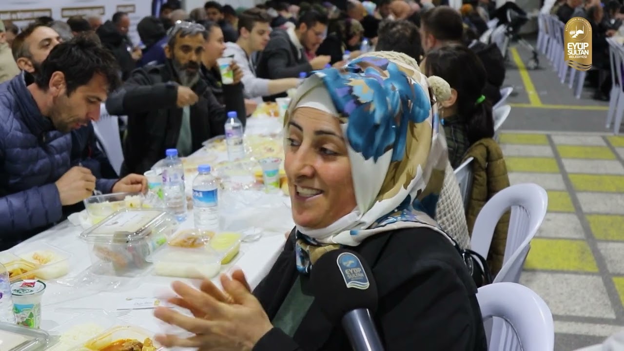 Eyüpsultan iftar çadırında her gün bin kişiyi ağırlıyoruz