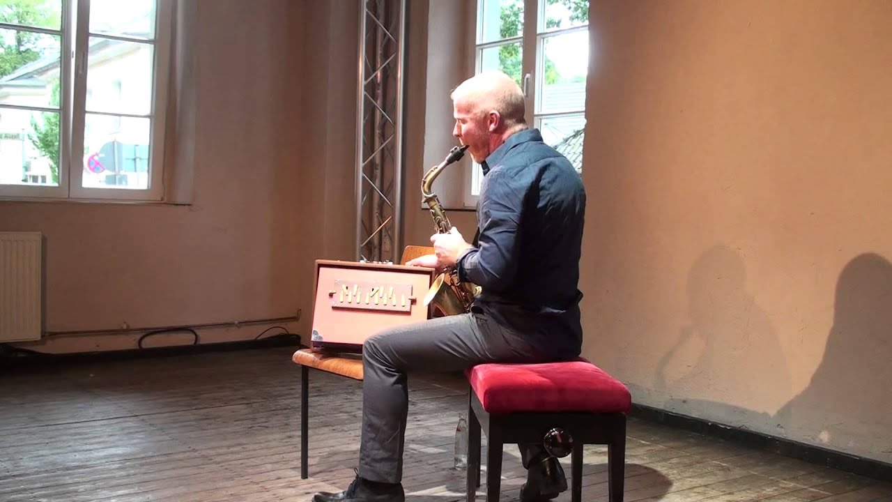 Hayden Chisholm : Schloss+Theaterfest : Improviser in residence Moers 2015