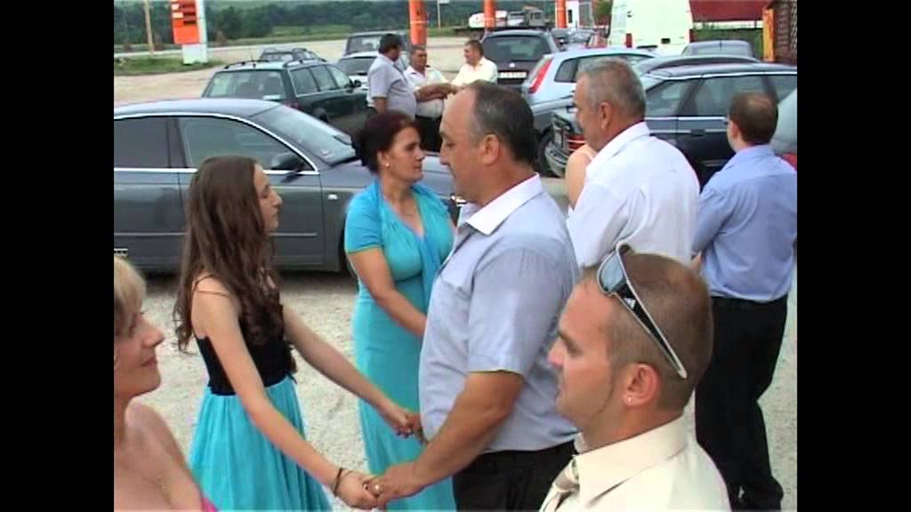 Maria Bortun Popescu (Live)-Botez Slatina-Timis 2012 (4)