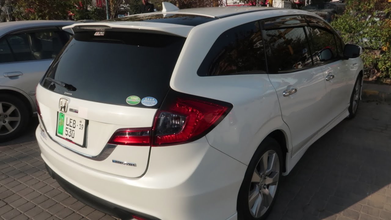 Honda Jade Turbo Hybrid 1500 cc | Detailed Review | Price, Specs & Features
