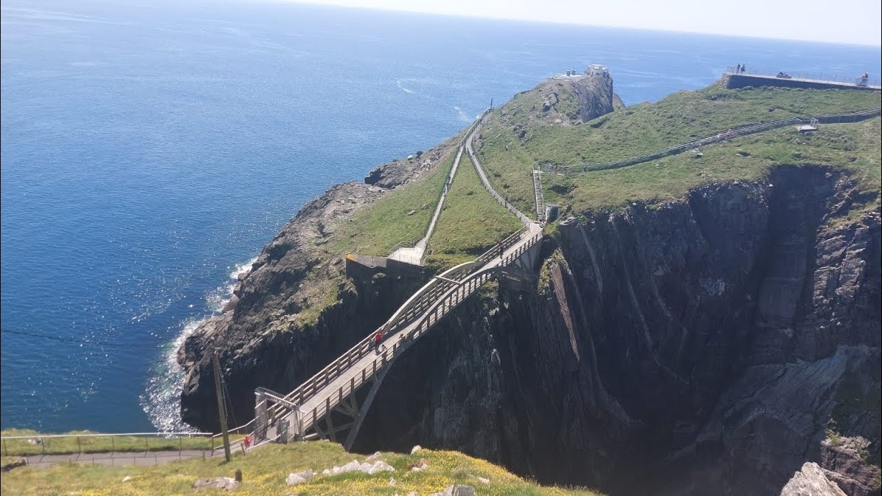 ✨ Ireland VLOG🇨🇮: Cliffs, Pubs, & Rain! 🍀#Ireland, #TourismIreland, #IrelandTravel, and #Irishlife