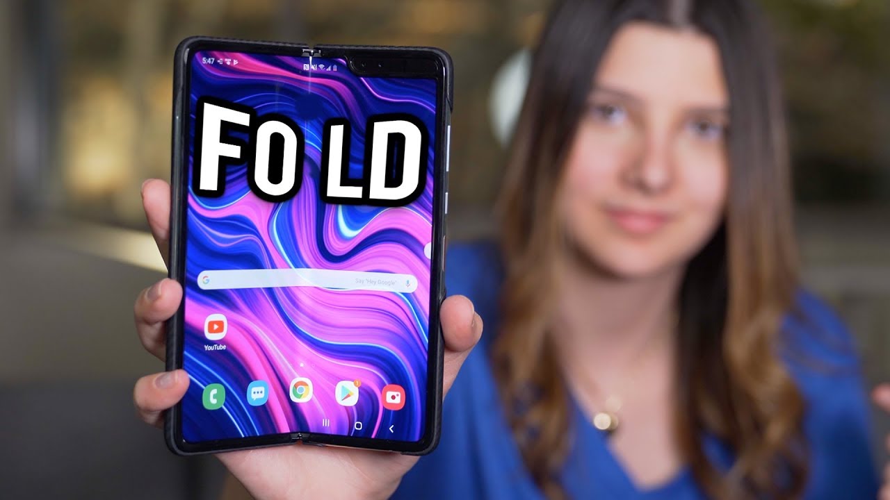New Samsung Fold: Unboxing and First Look!