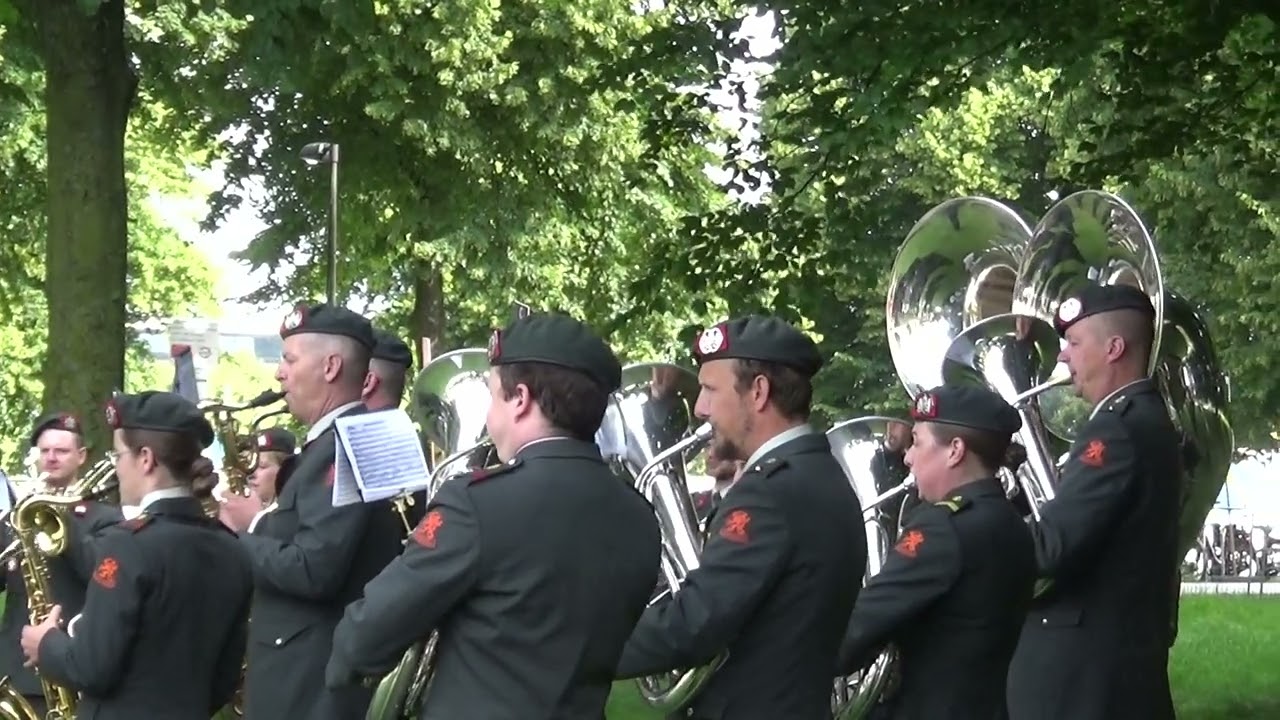 Arromanches gespeeld door  Fanfare Korps Nationale Reserve