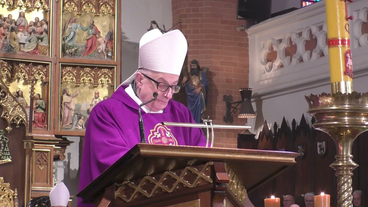 Msza św. pogrzebowa bp. Juliana Wojtkowskiego - homilia bp Jacek Jezierski