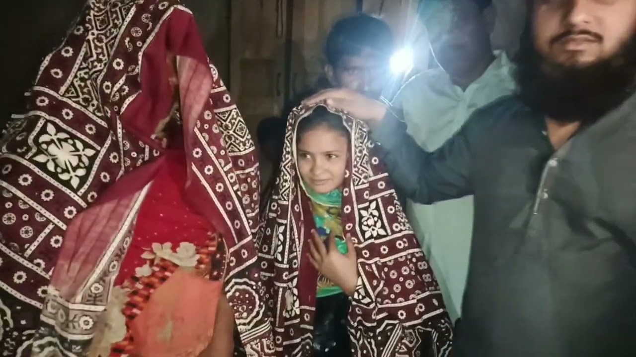 ٹھاروشاہ راہ چلتی لڑکی کی ویڈیو ٹک ٹاک پر وائرل کا معاملہ، لڑکے نے والد کے ہمراہ لڑکی سے معذرت کرلی 