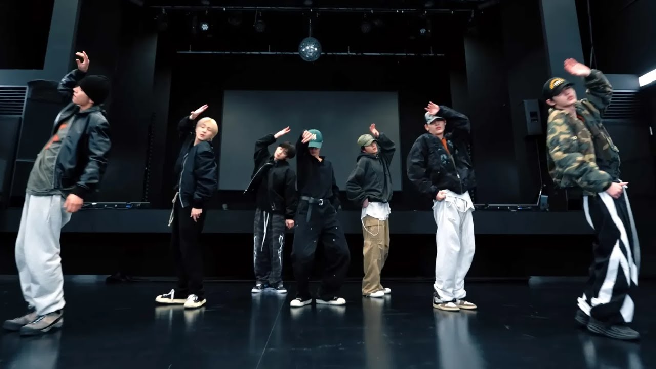 ENHYPEN - &lsquo;Daydream&rsquo; Dance Practice [MIRRORED]