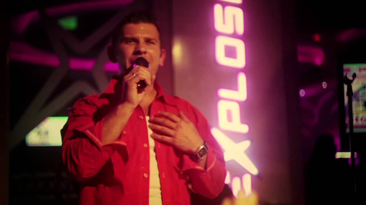 Marcin Siegieńczuk - Na własne życzenie (Oficjalny teledysk) LIVE