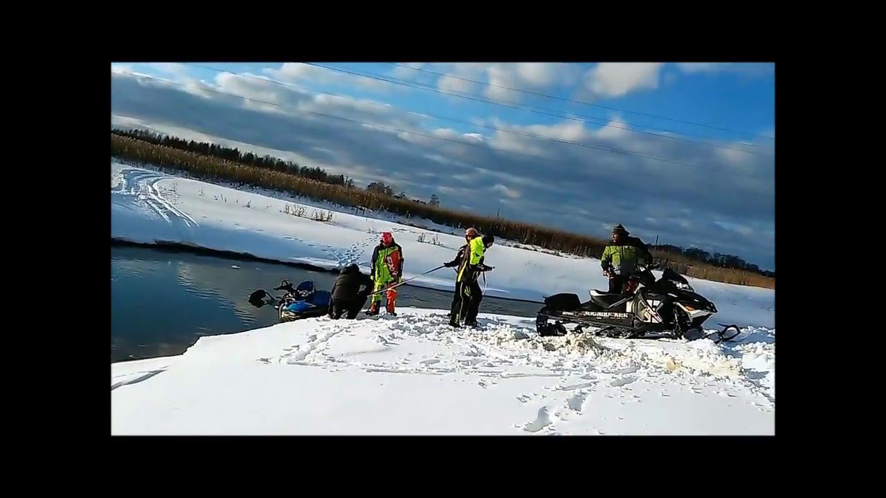 Безопасноая езда на снегоходе Polaris 600 IQ WIDETRAK