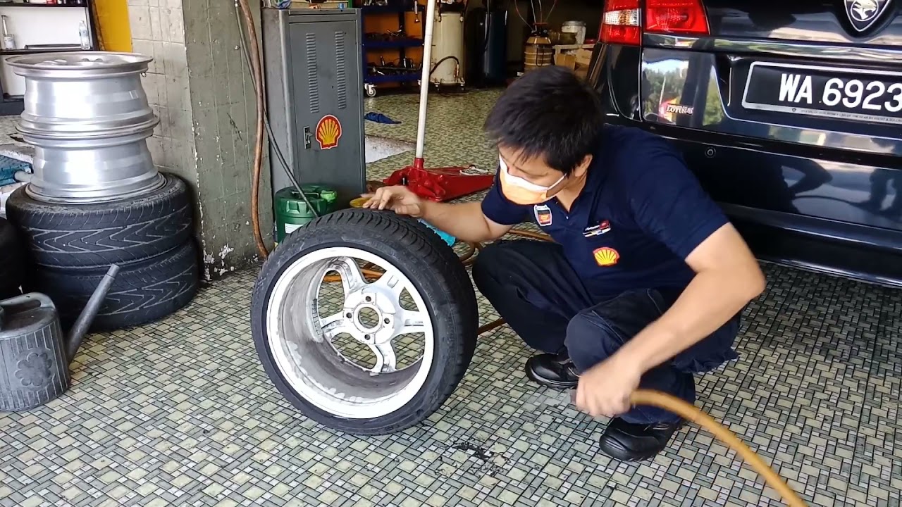 Tyre stretch 175/50/15 with 15x8jj (rota)