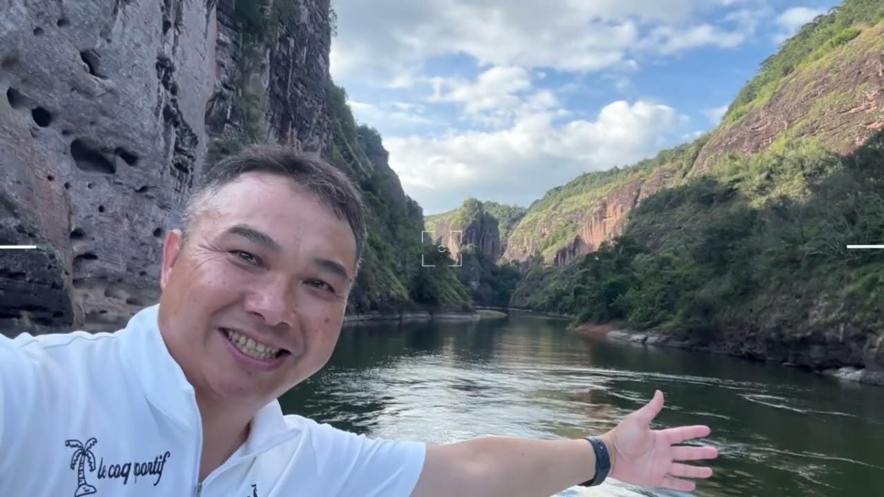 男哥分享  百年懸空甘露寺 福建省泰寧縣甘露岩寺 泰寧大金湖一線天 114-08-16