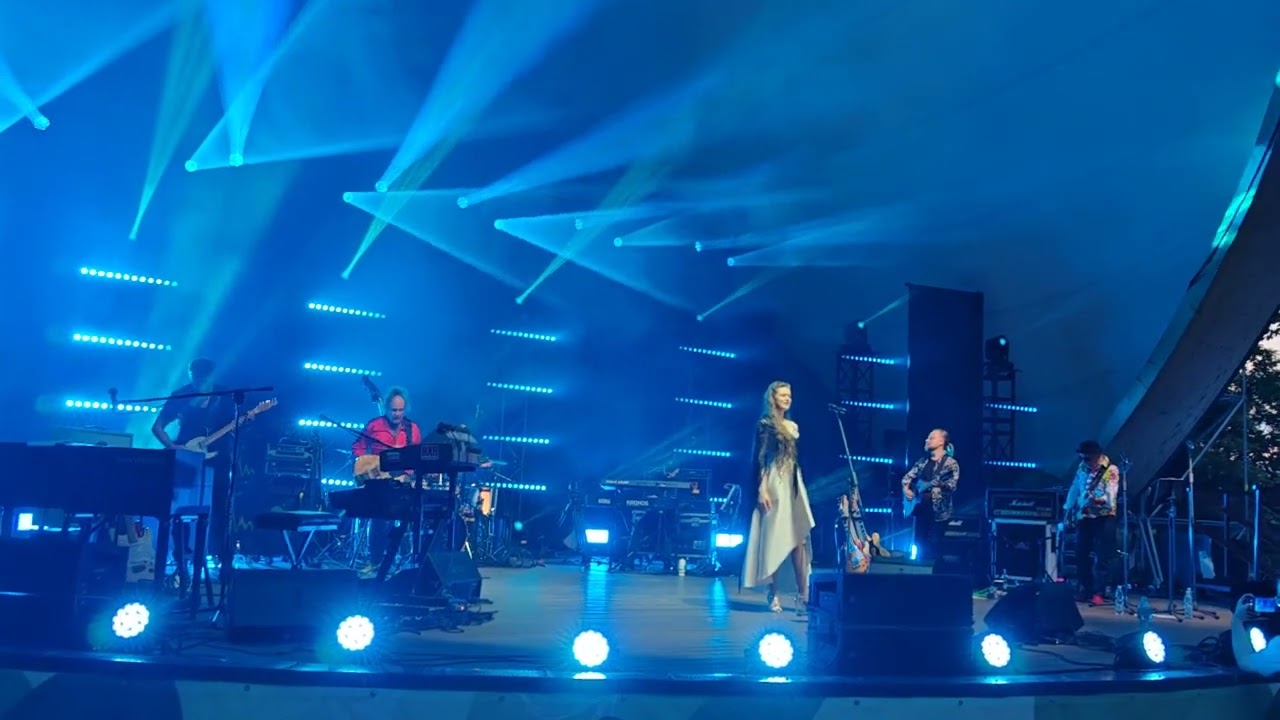 Dmuchawce latawce wiatr. Irena Michalska 50 Lat Budki Suflera