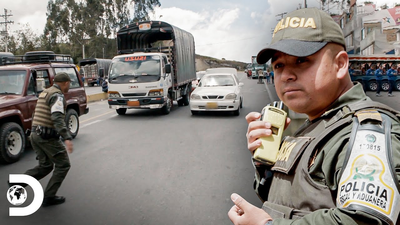 Suspeito de contrabando tenta fugir de carro | Operação Fronteira: América do Sul | Discovery Brasil