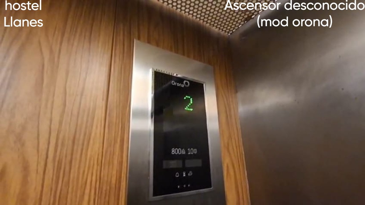 ¡Muy interesante! Ascensor desconocido (mod orona) hidráulico MR en el Hostel de Llanes, Asturias.