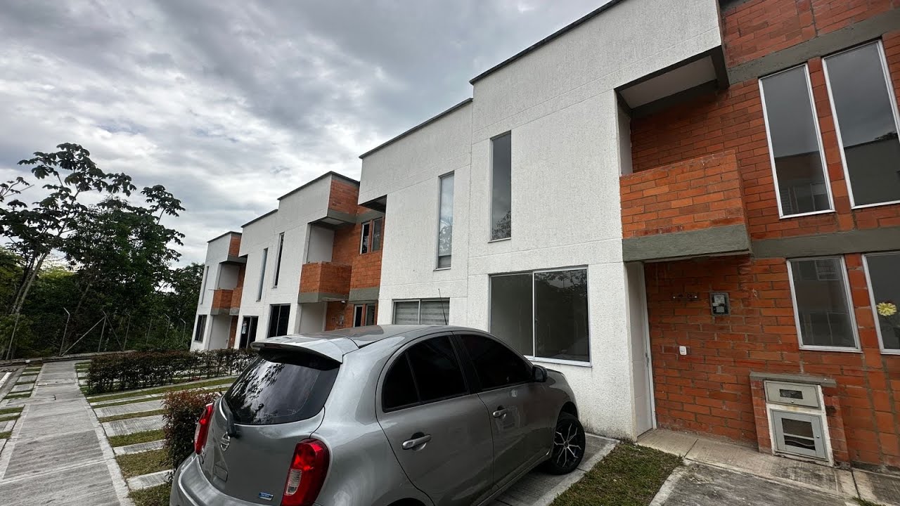 RENTO CASA EN MONTEMADERO PEREIRA