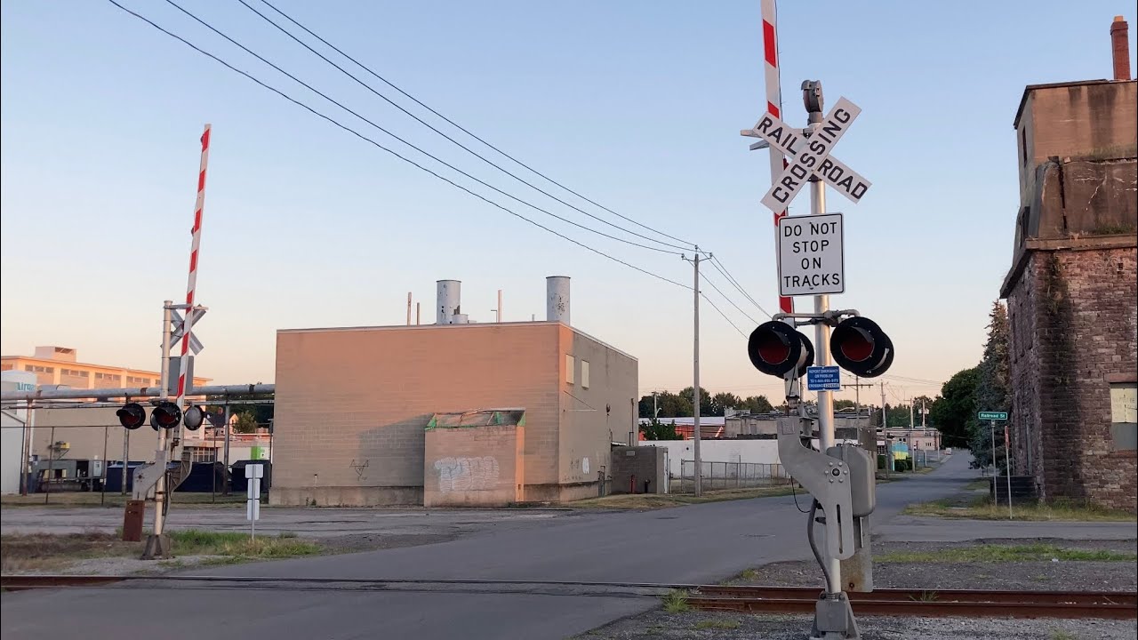 Railroad Crossing Tour: W Academy St Albion NY