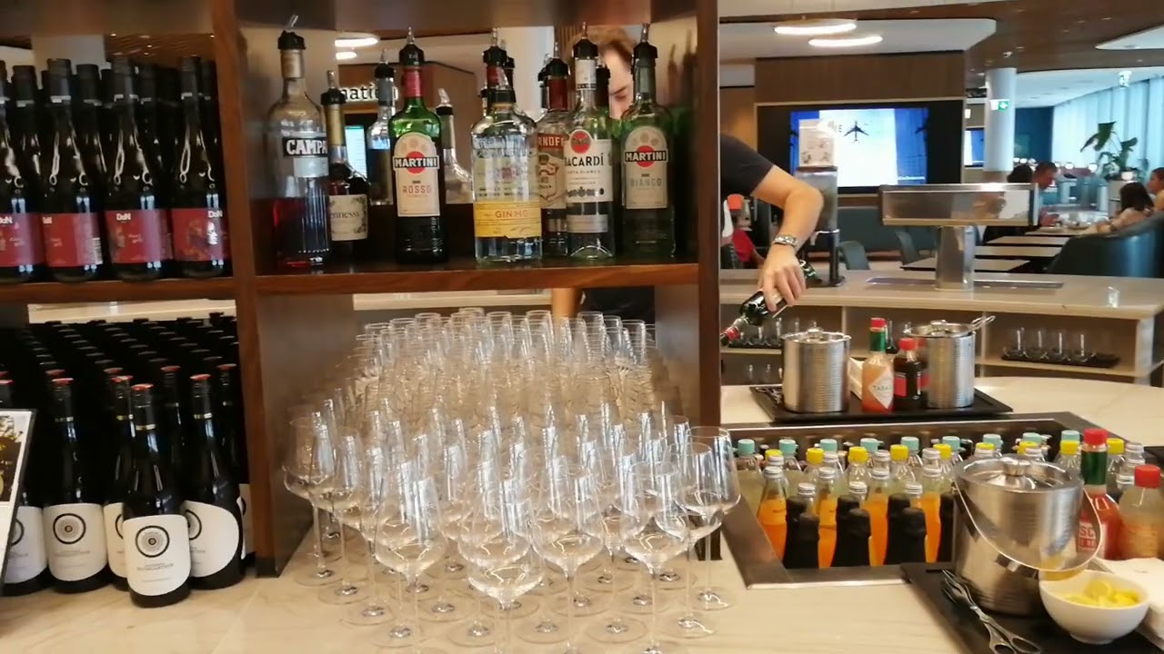 Vienna Airport (VIE) Vienna Lounge, Terminal 1