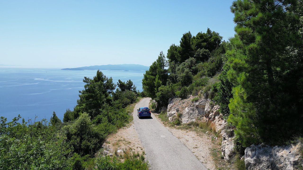 Road to Dingač-Potočine - Potomje Pelješac Croatia