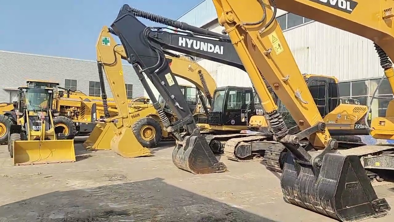 Loaders, bulldozers, graders, forklifts, excavators, engineering vehicles