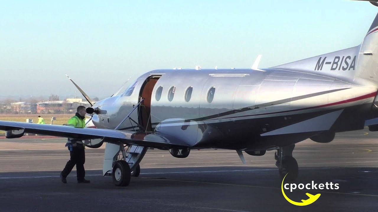 Pilatus PC-12 M-BISA - Landing - Very close Taxi & Shutdown - Take off - Gloucestershire Airport